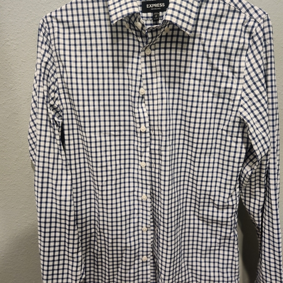 Express button up shirt - Picture 3 of 3